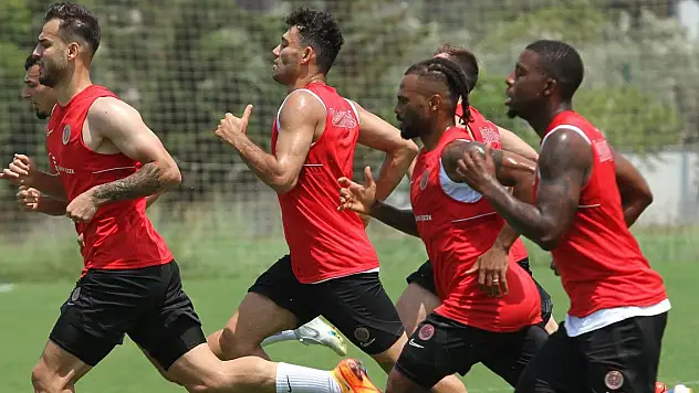 Antalyaspor, deplasman serisini 9'a çıkarmayı hedefliyor