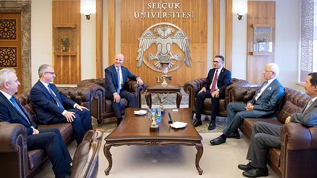 YÖK Başkanı Erol Özvar, Selçuk Üniversitesi'nde