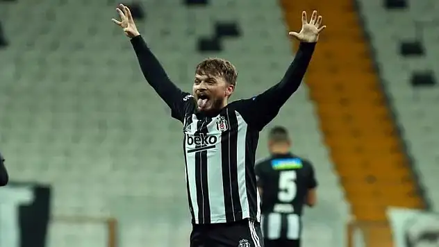 Beşiktaş'tan ayrılan Adem Ljajic'i Partizan istiyor
