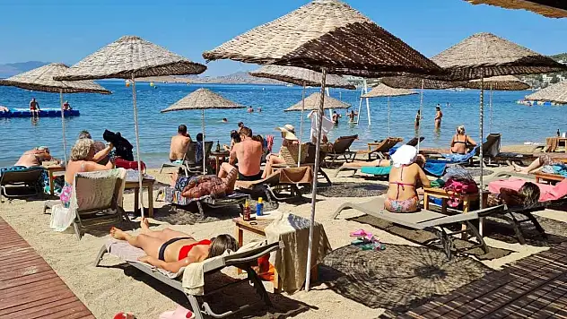 Turizmcilerin hedefi 1 yılda 100 milyon turist 100 milyar dolar