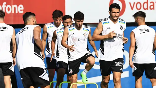 Beşiktaş'ın Alanyaspor maçı 11'i şekilleniyor