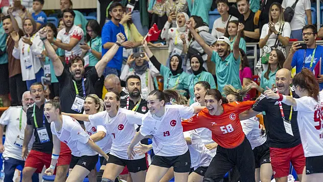 A Milli Kadın Hentbol Takımı, İslami Dayanışma Oyunları'nda şampiyon oldu