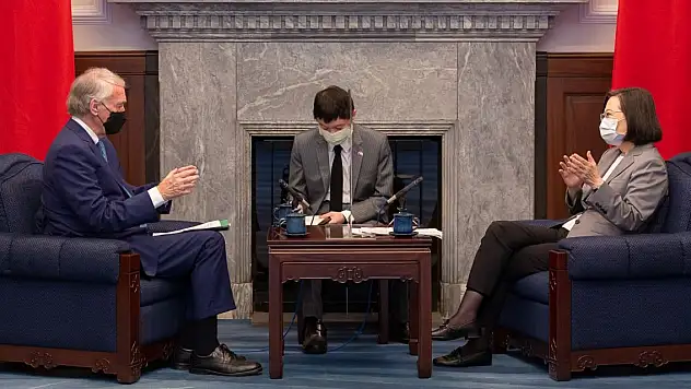 ABD heyeti, Tayvan Devlet Başkanı Ing-wen ile görüştü