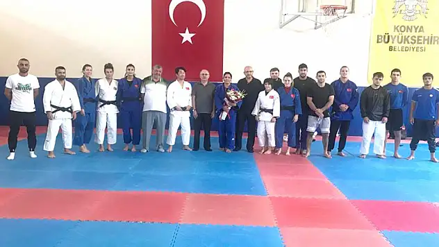 Taşkentspor'dan Judo Milli takımına ziyaret