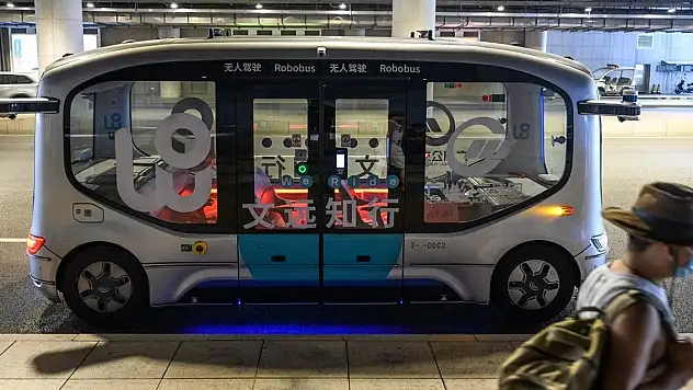 Sürücüsüz otobüslerin test sürüşleri başladı