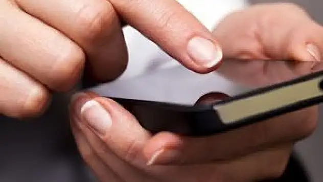 Emekli öğretmen 14 bin lira kaptırdı