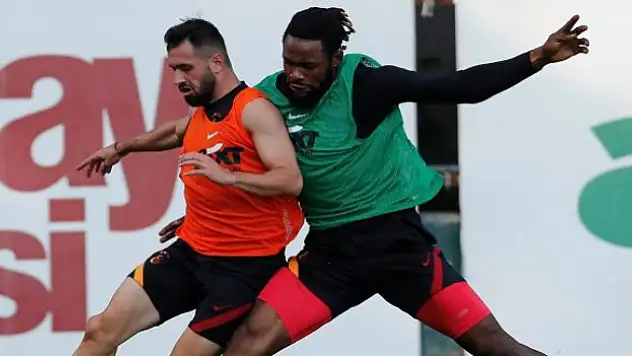 Galatasaray'da ayrılıklar netleşiyor