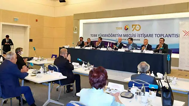 TOBB Başkanı Hisarcıklıoğlu'ndan vakıf üniversitelerinde indirim açıklaması