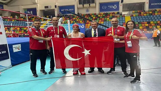 Emine Arslan'a İslam Dayanışma Oyunları'ndan altın madalya