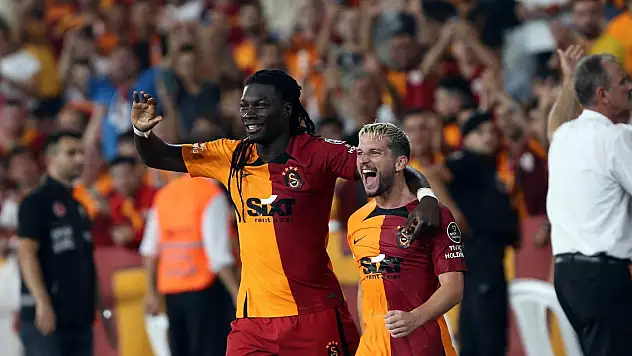 Galatasaray'da Gomis'ten beklenmedik istek! Okan Buruk devrede