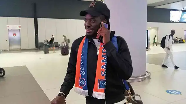 Bertrand Traore, İstanbul'a geldi