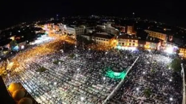 Konyalılar Mevlana Meydanı'nda buluşacak