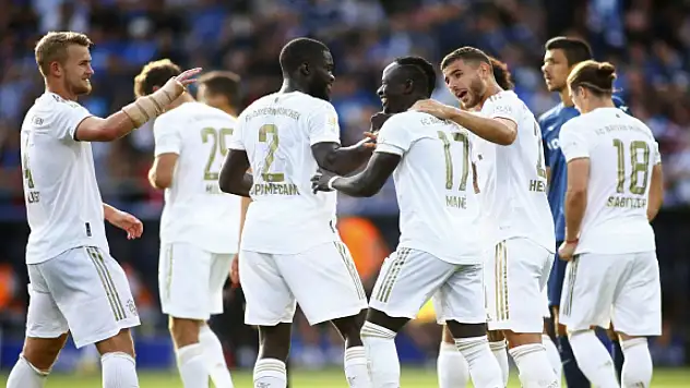 Bayern Münih, Bochum'u 7 golle geçti