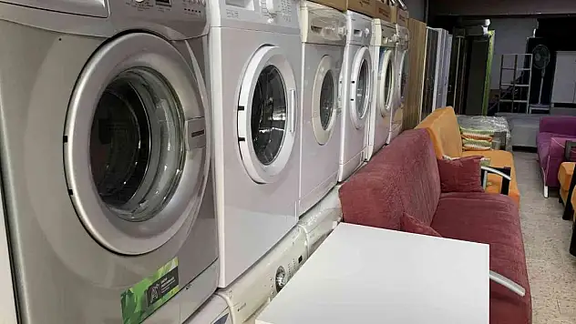 İkinci el satıcılarından öğrencilere uyarılar