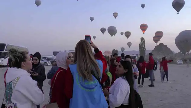 Gençler Kapadokya'ya hayran kaldı