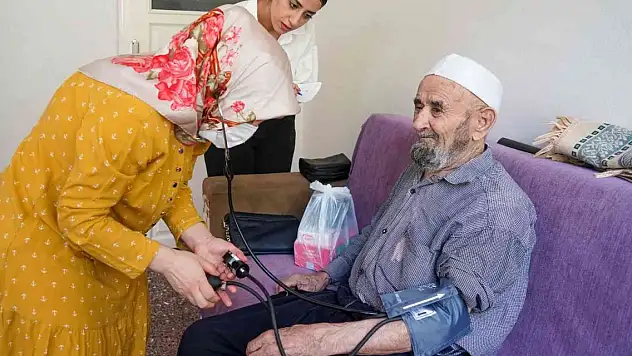 Hasta ve yaşlı bakımı onlara emanet