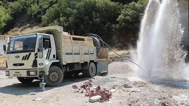 Manisa'nın 20 yıllık su ihtiyacı için sondajlar vurulmaya başlandı