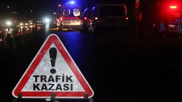 Trafik kazası 2 ölü, 2 yaralı