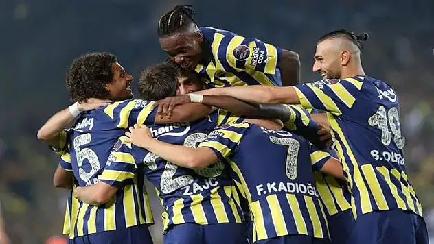 Fenerbahçe, hedefe giden yolda sinyalleri vermeye başladı