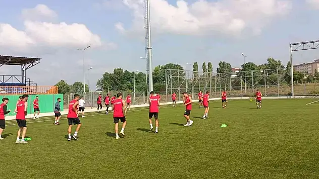 Bilecik 1969 Spor Kulübü kamp çalışmalarını aralıksız sürdürüyor