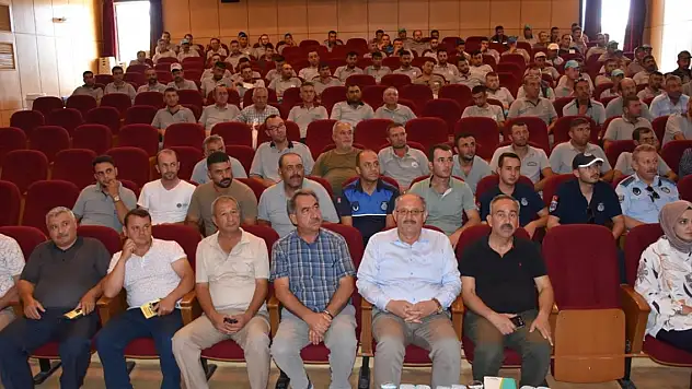 Karapınar Belediyesi çalışanlarına uyuşturucu konusunda seminer verildi