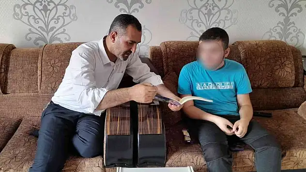 Engelli çocuklar Kur'an-ı Kerim'i evlerinde öğreniyor