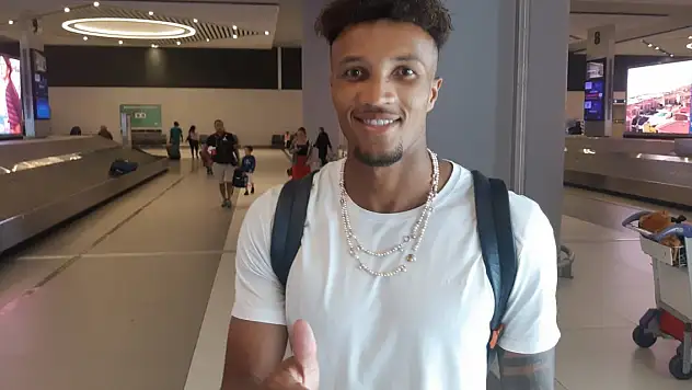 Gbamin, Trabzonspor için İstanbul'a geldi