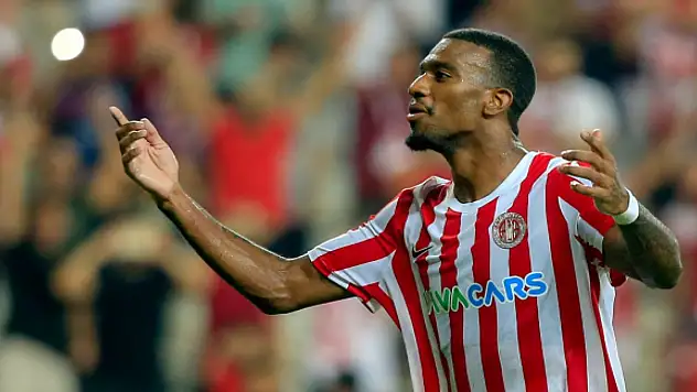 Haji Wright'tan iyi başlangıç