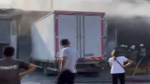 Oto tamircide korkutan patlama