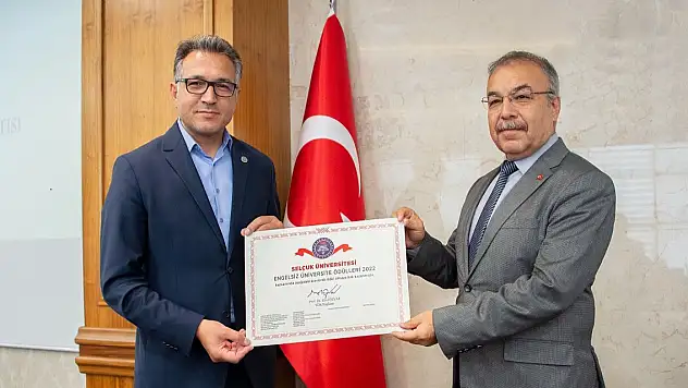 Selçuk Üniversitesi ilk kez 'Engelsiz Üniversite Ödülleri'nin sahibi oldu