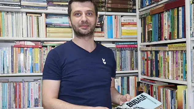 Baba oğul ata mesleği sahaflığı yaşatmaya çalışıyor