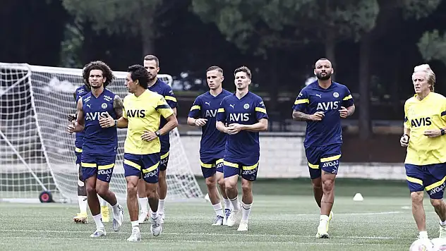 Fenerbahçe'de yabancı sayısı düşüyor