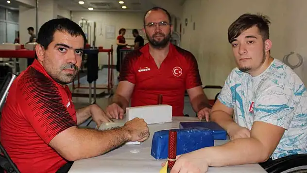 Doktorunu dinlemedi, önce Avrupa sonra dünya şampiyonu oldu