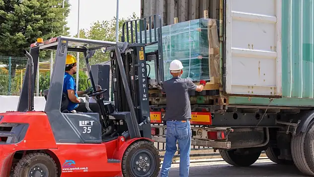 Diyarbakır'dan Hollanda'ya yıllık 50 bin metrekare temperli cam ihraç ediliyor