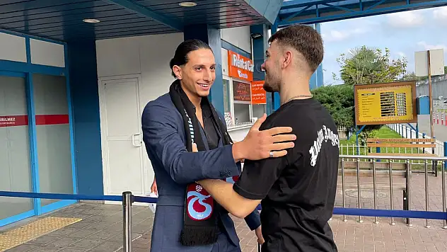 Yeni transfer Emirhan Eraslan Trabzon'da