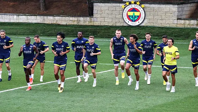 Fenerbahçe'de yabancı sayısı düşüyor
