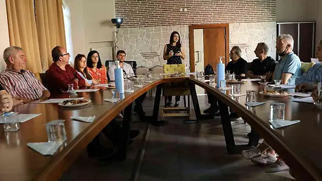 Dondurma üreticilerine eğitim