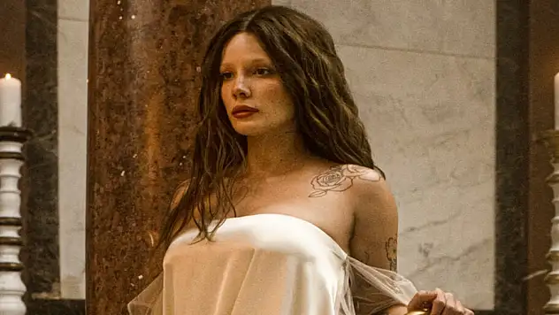 Dünyaca ünlü Halsey'in Türkiye'de vereceği ilk konser için geri sayım başladı