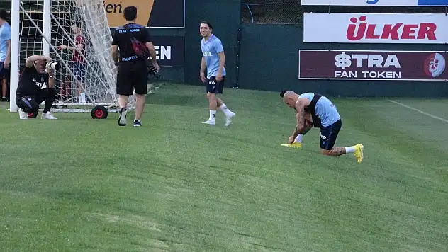 Trabzonspor'da Bruno Peres idmana geldi