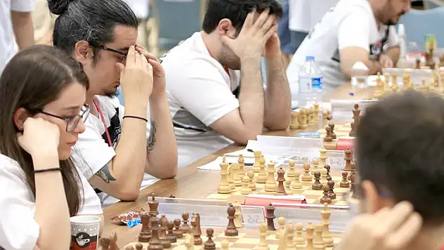 Satranç ilkokulda zorunlu ders olmalı