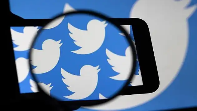 Twitter'da parayla mavi tik alanlara şok: Onay rozetleri alınıyor