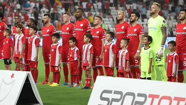 Antalyaspor son 2 haftada kalesinde 7 gol gördü