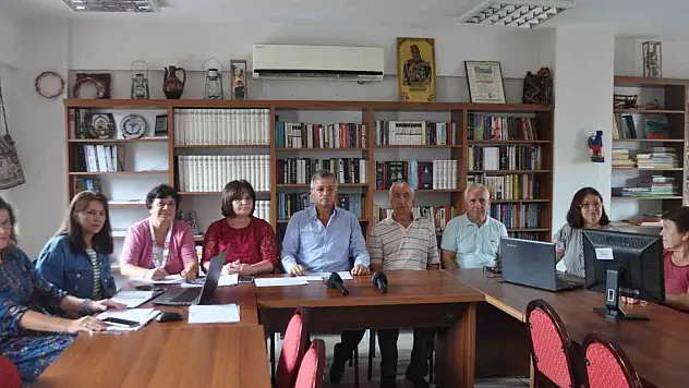 Çifte vatandaşlara Bulgaristan seçimlerinde oy kullanma çağrısı