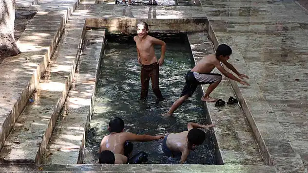 Bu şehir kavruluyor