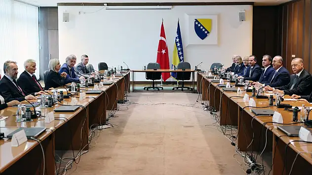 Cumhurbaşkanı Erdoğan, Bosna Hersek Halklar Meclisi üyeleriyle toplantı gerçekleştirdi