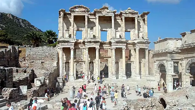 Türkiye 2023'te 50 milyon turist bekliyor