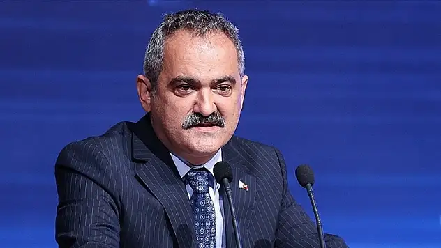 Bakan Özer'den 'ara tatil' mesajı