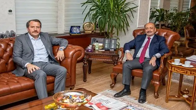 Bakan Bilgin, Memur-Sen Genel Başkanı Yalçın'ı kabul etti