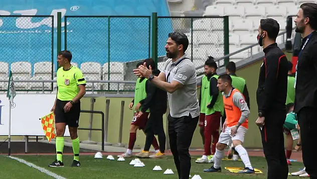 Konyaspor İlhan Palut ile ligde 60. maçına çıkacak