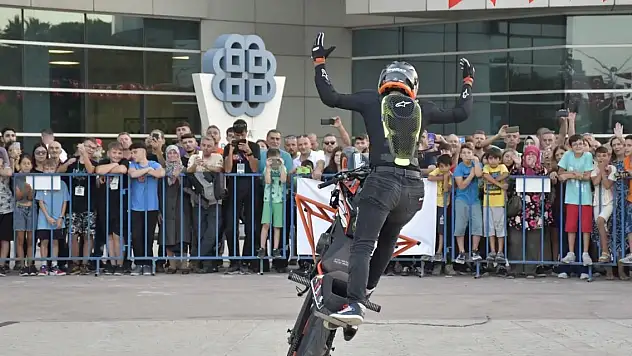 AK Parti'li Turan: Adam sanki İzmir'in değil de Atina'nın belediye başkanı